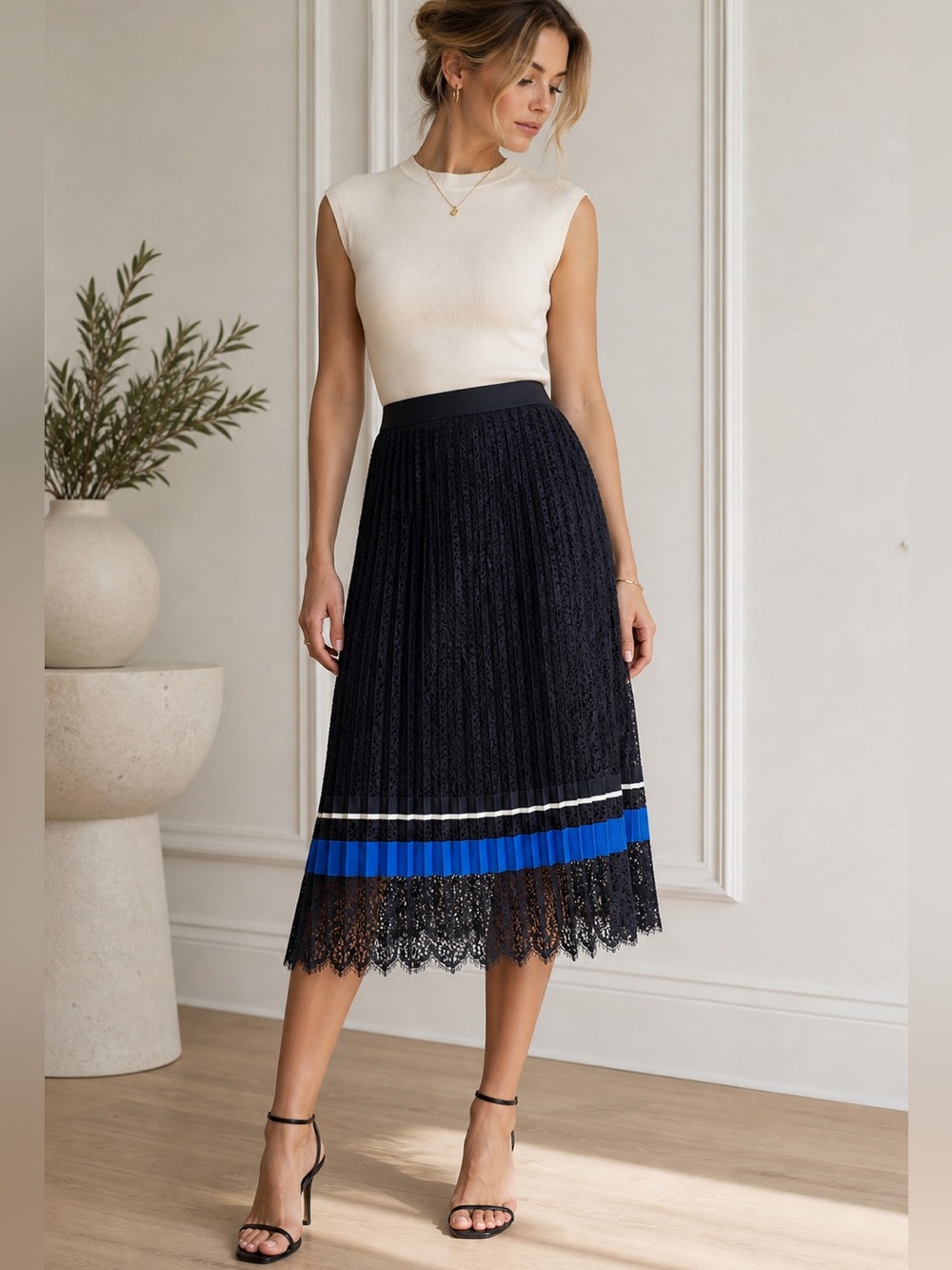 Hugo Boss Minka Navy Lace Pleated Midi Skirt Size XS | 0–2